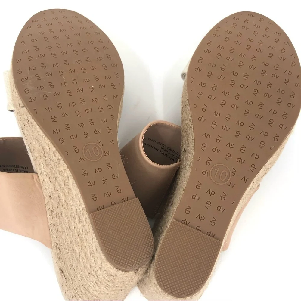 DV by Dolce Vita Size 10 Espadrille Slide on Shoe